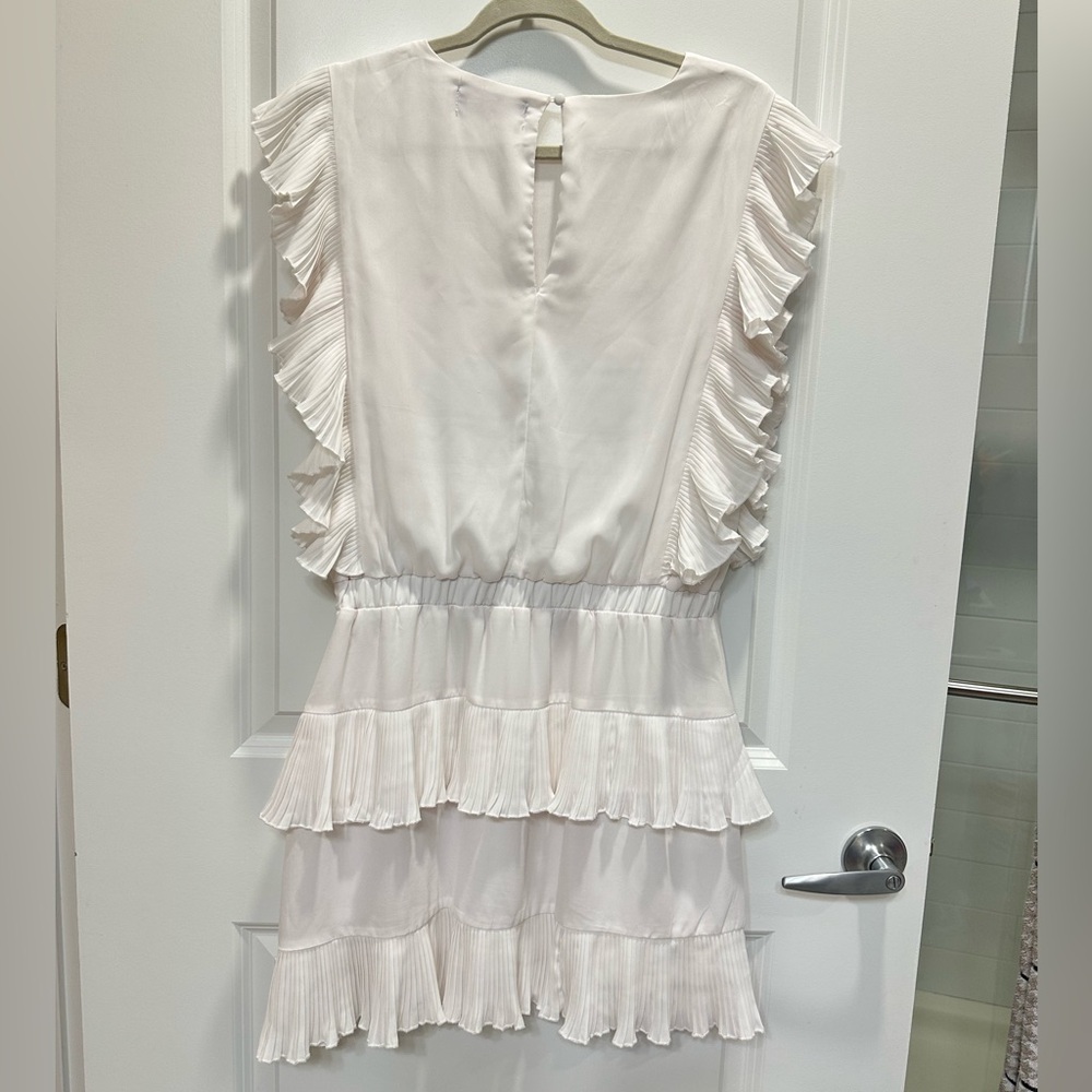 White Mini Dress - Picture 4 of 4
